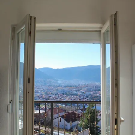 Διαμέρισμα Horizont 3-bedroom With View & Private Parking Μόσταρ