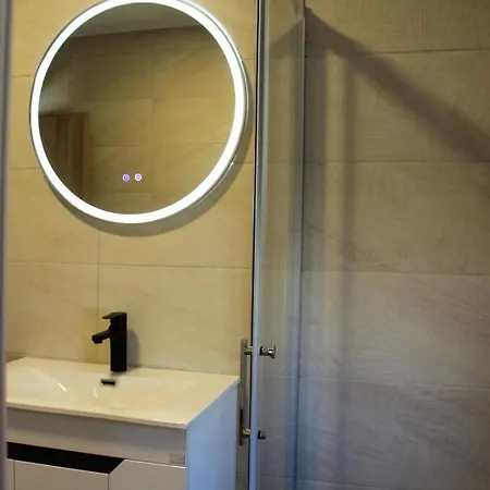 Horizont 3-bedroom With View & Private Parking Apartment Mostar