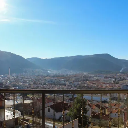 Apartment Horizont 3-bedroom With View & Private Parking Mostar