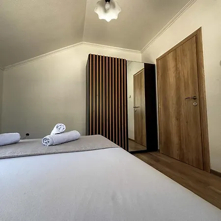 Horizont 3-bedroom With View & Private Parking * Mostar